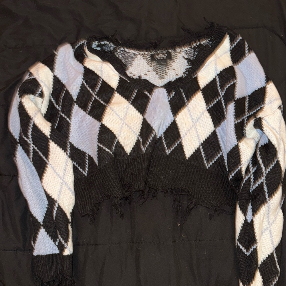 Cropped sweater